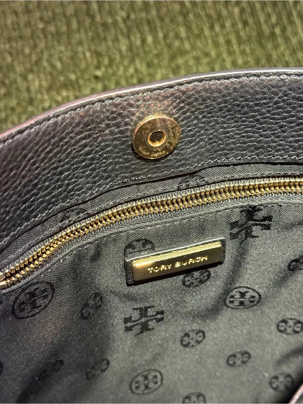 Tory Burch classic tory